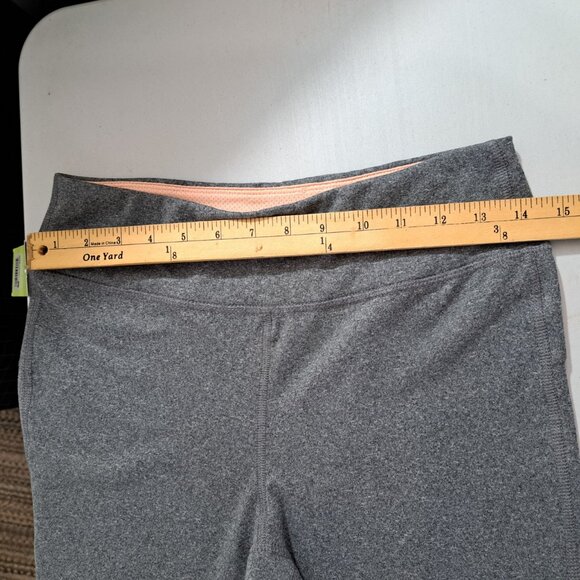 MARIKA SPORT WOMEN'S MID RISE CAPRI LEGGINGS MEDIUM 8-10, Gray/peach *NEW - Picture 4 of 13